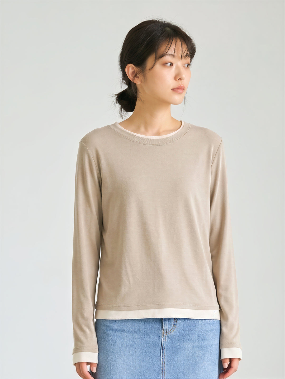 【秋新作】ラウンドネック レイヤード風 スリム見え フェイクツーピースTシャツ