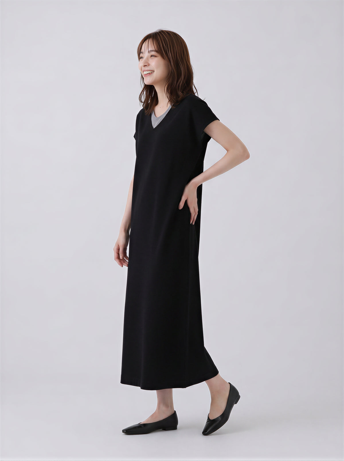 【全2色】M~2XL レイヤードVネック ストレート ロングワンピース