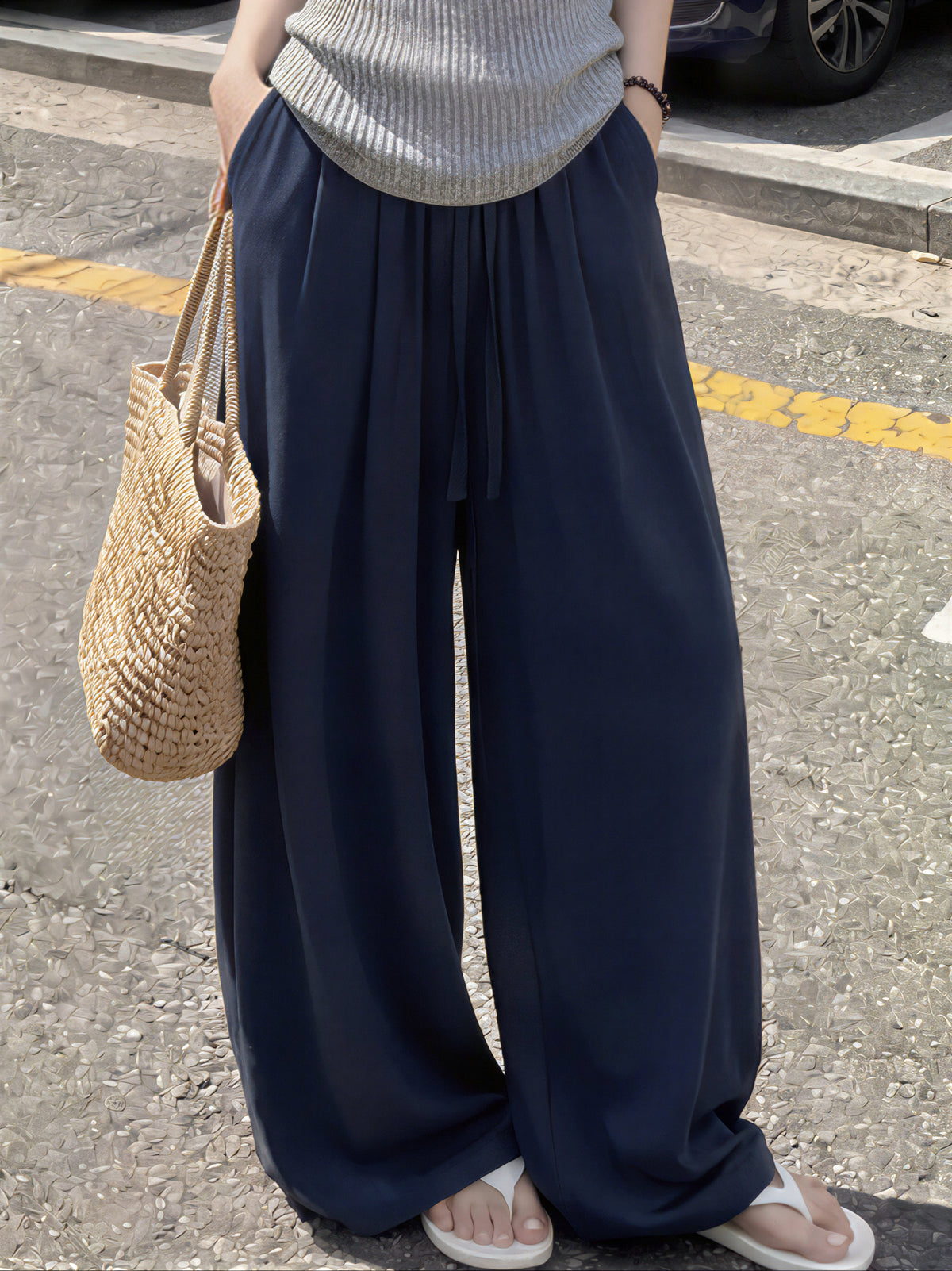 ドレープしわ加工 裾引きワイドパンツ