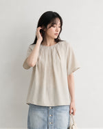 ラウンドネック ギャザー入り ゆったりブラウス