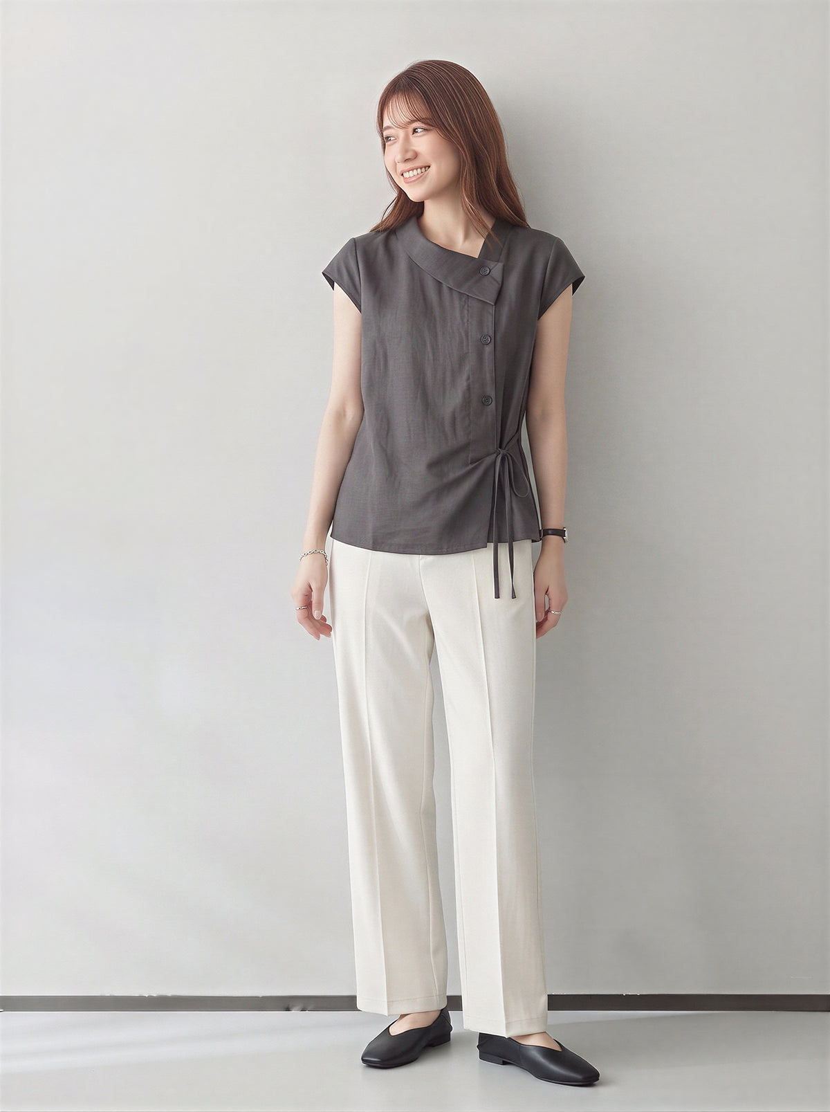 S~2XL アシンメトリーカシュクール リボン付きノースリーブトップス
