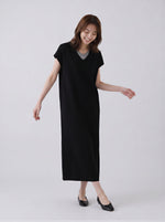 【全2色】M~2XL レイヤードVネック ストレート ロングワンピース