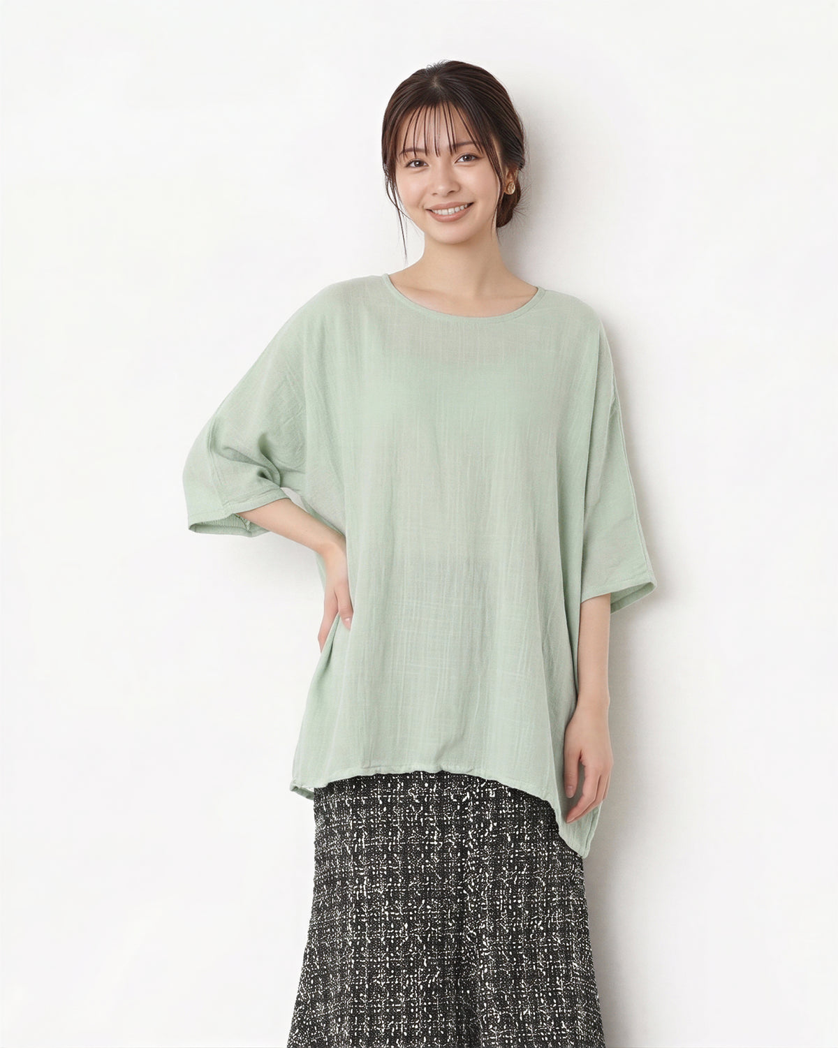 ラウンドネック ルーズ バットスリーブTシャツ