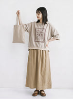 ゆったりドロップショルダー フラワープリントTシャツ