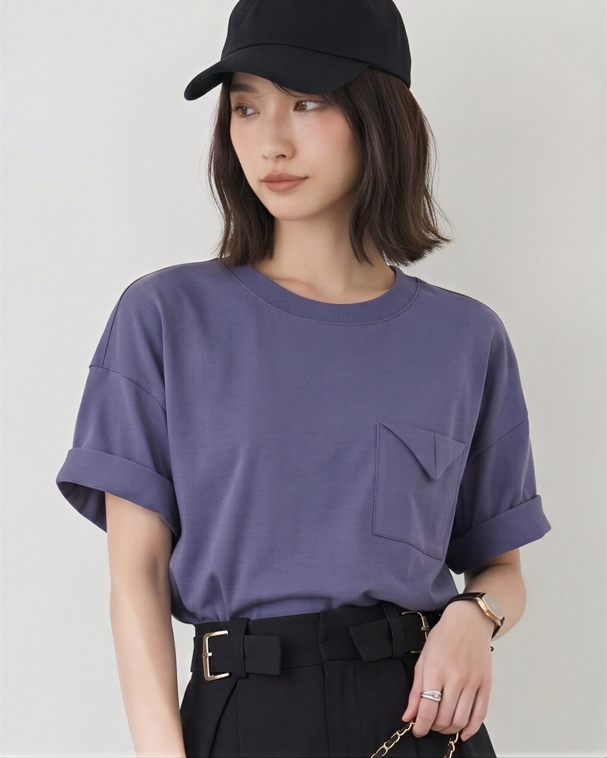 ゆったりドロップショルダー 折り返し袖口 ポケットTシャツ