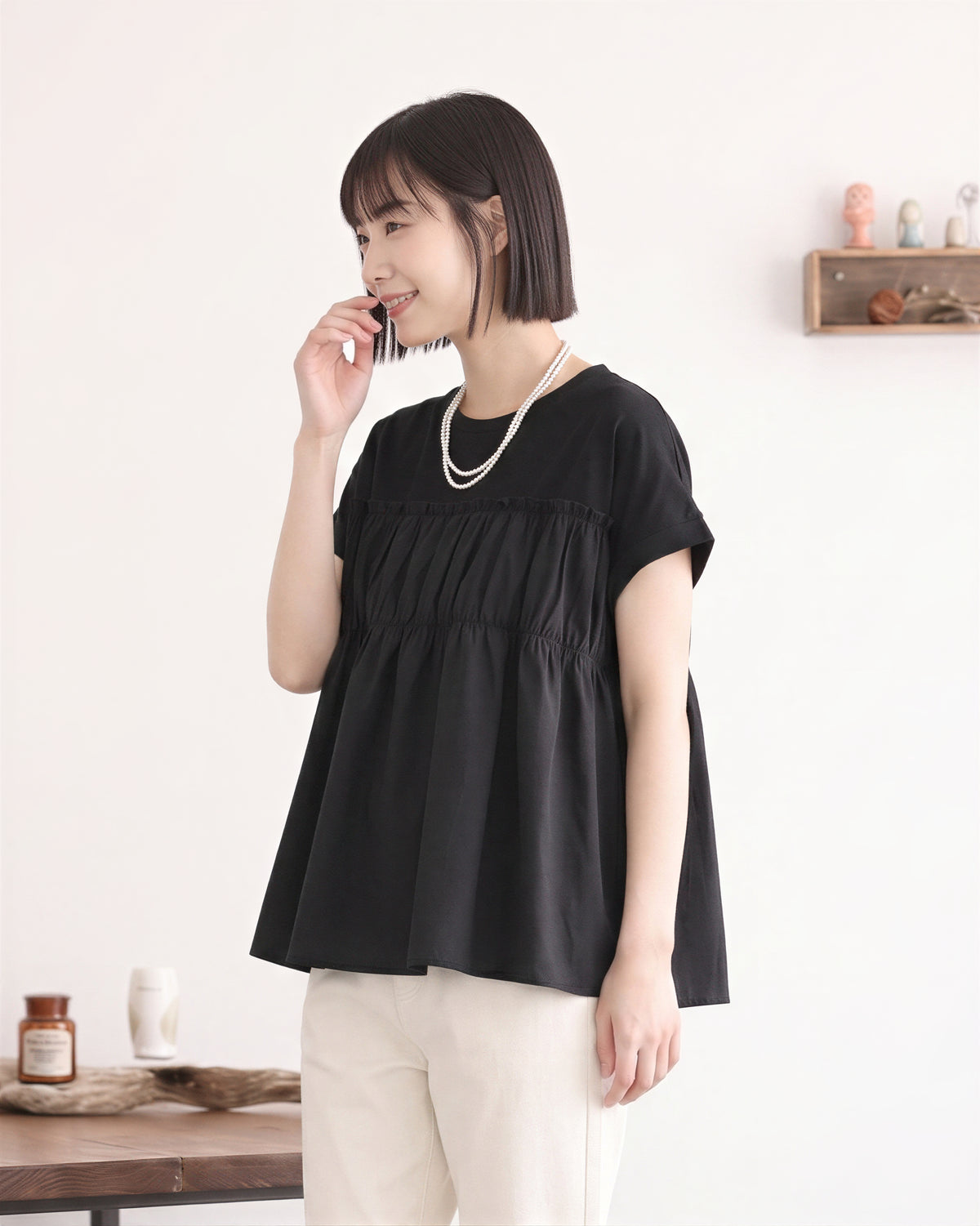 切り替えギャザー入り ゆったりTシャツ-ブラック-FREE