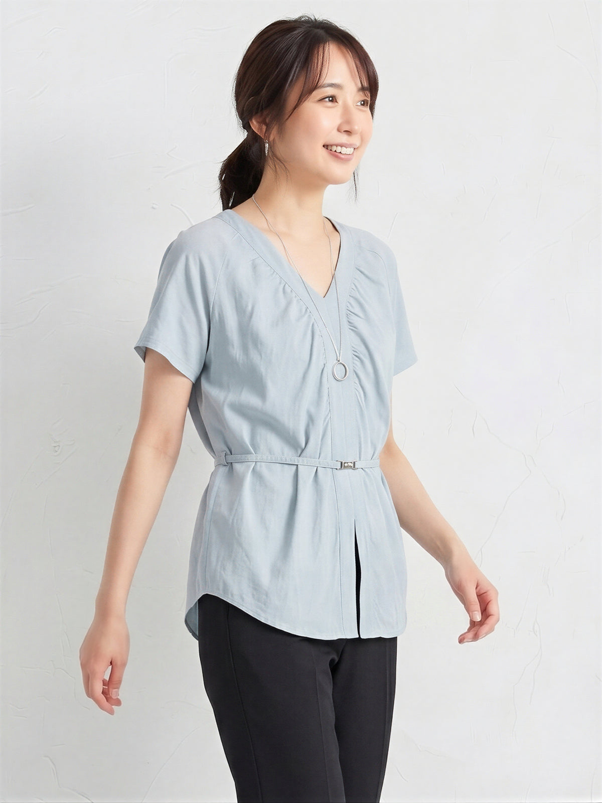 Vネック ウエストマーク ギャザーシャツ-サックス-4XL