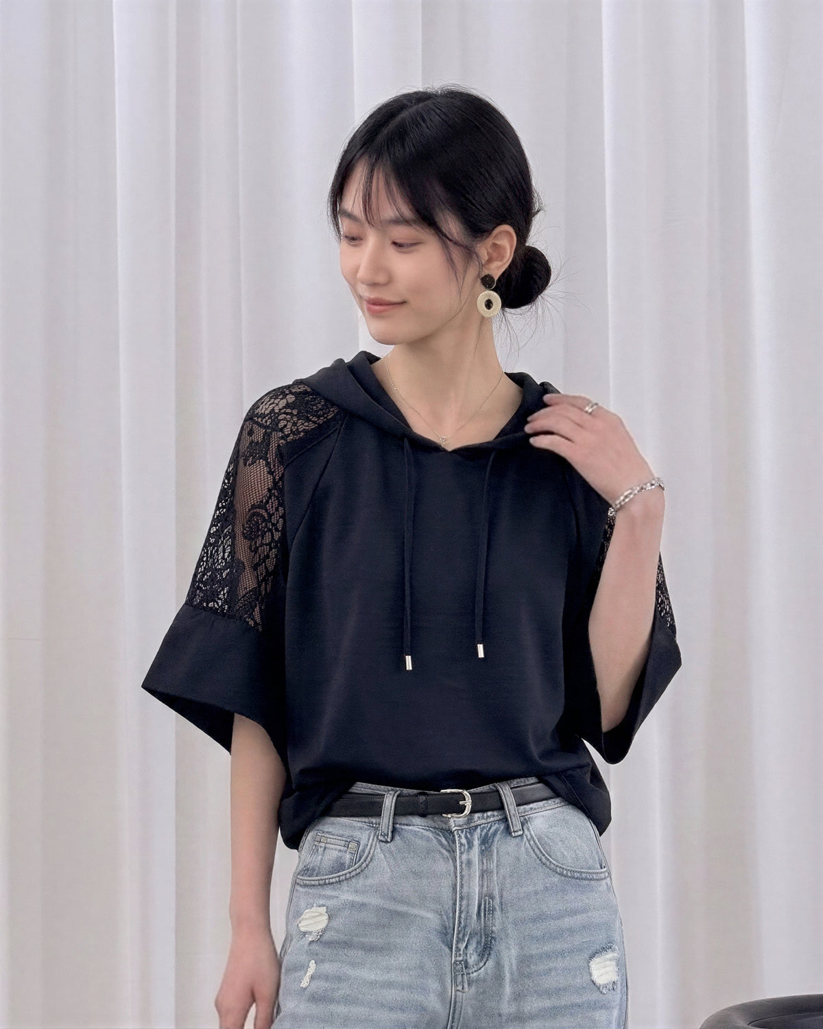 レース切り替えフード付きワイドスリーブTシャツ