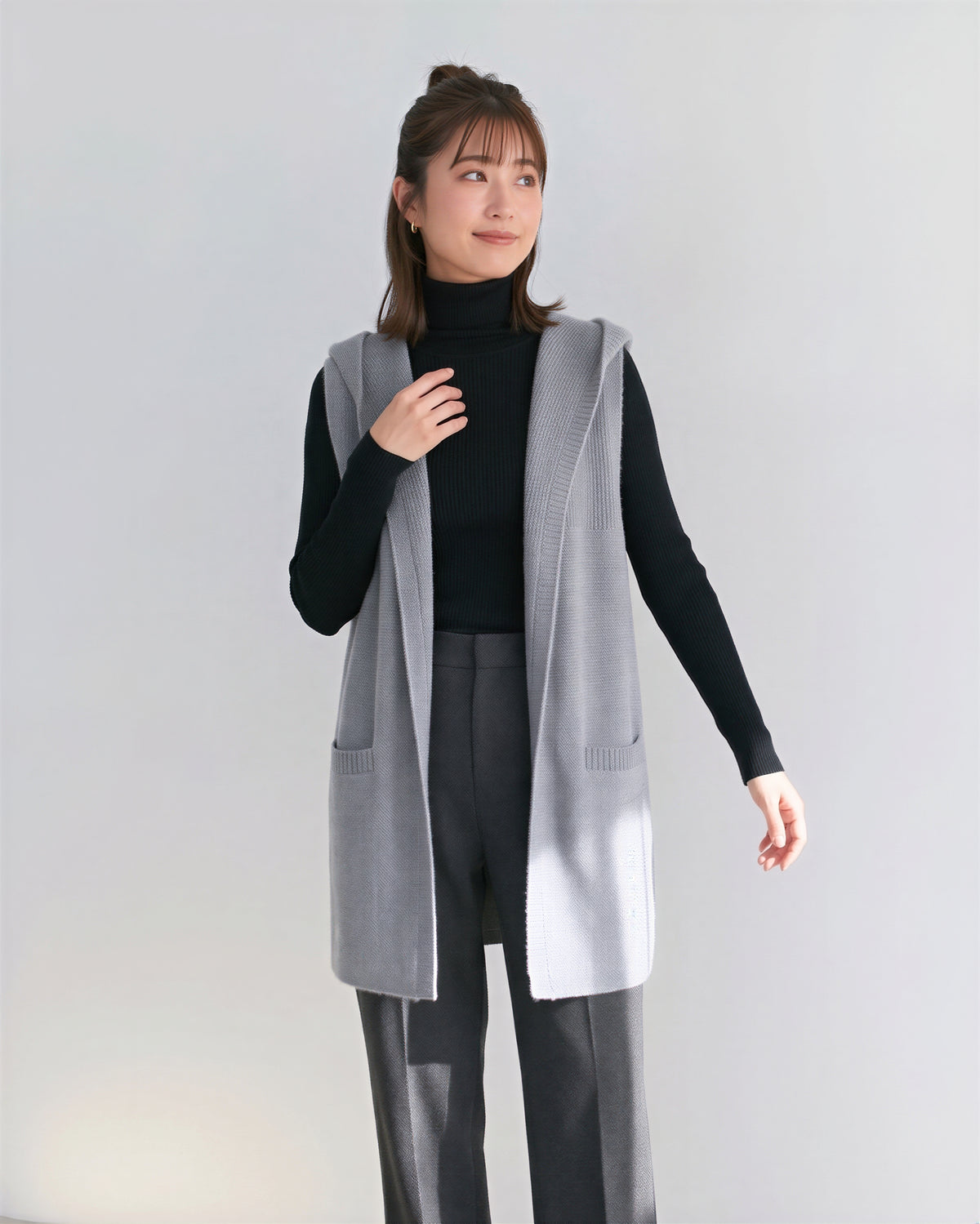 フード付きオープンフロントロングベスト