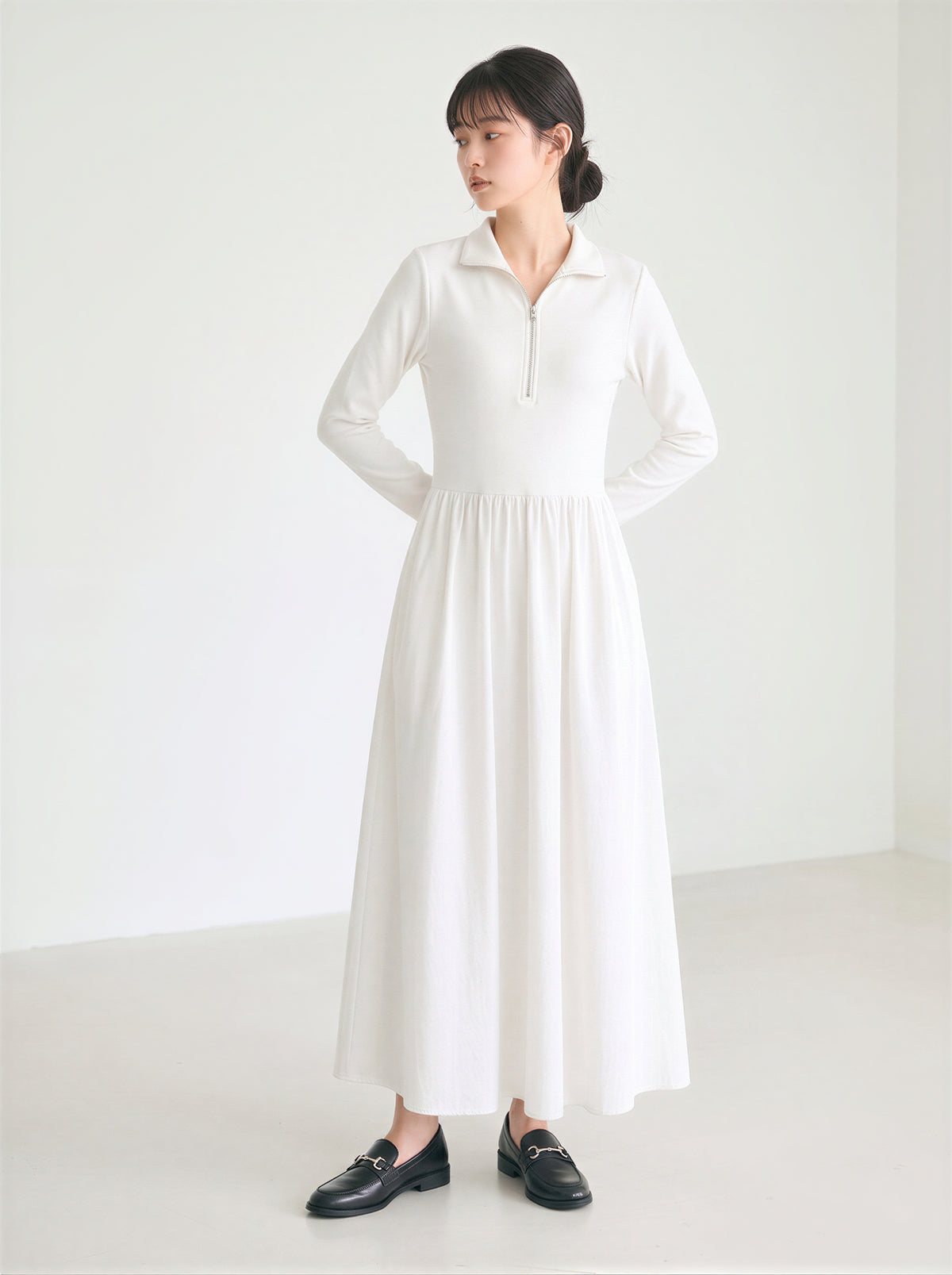 【秋新作】【全2色】S~XL ウエストシェイプ ハーフジップ ボリュームフレア ポロカラーワンピース