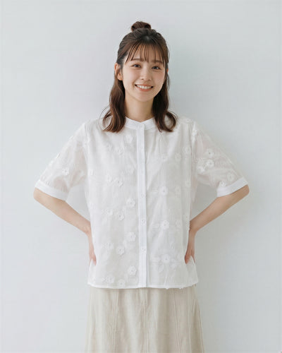 立体刺繍 クルーネック ルーズシャツ