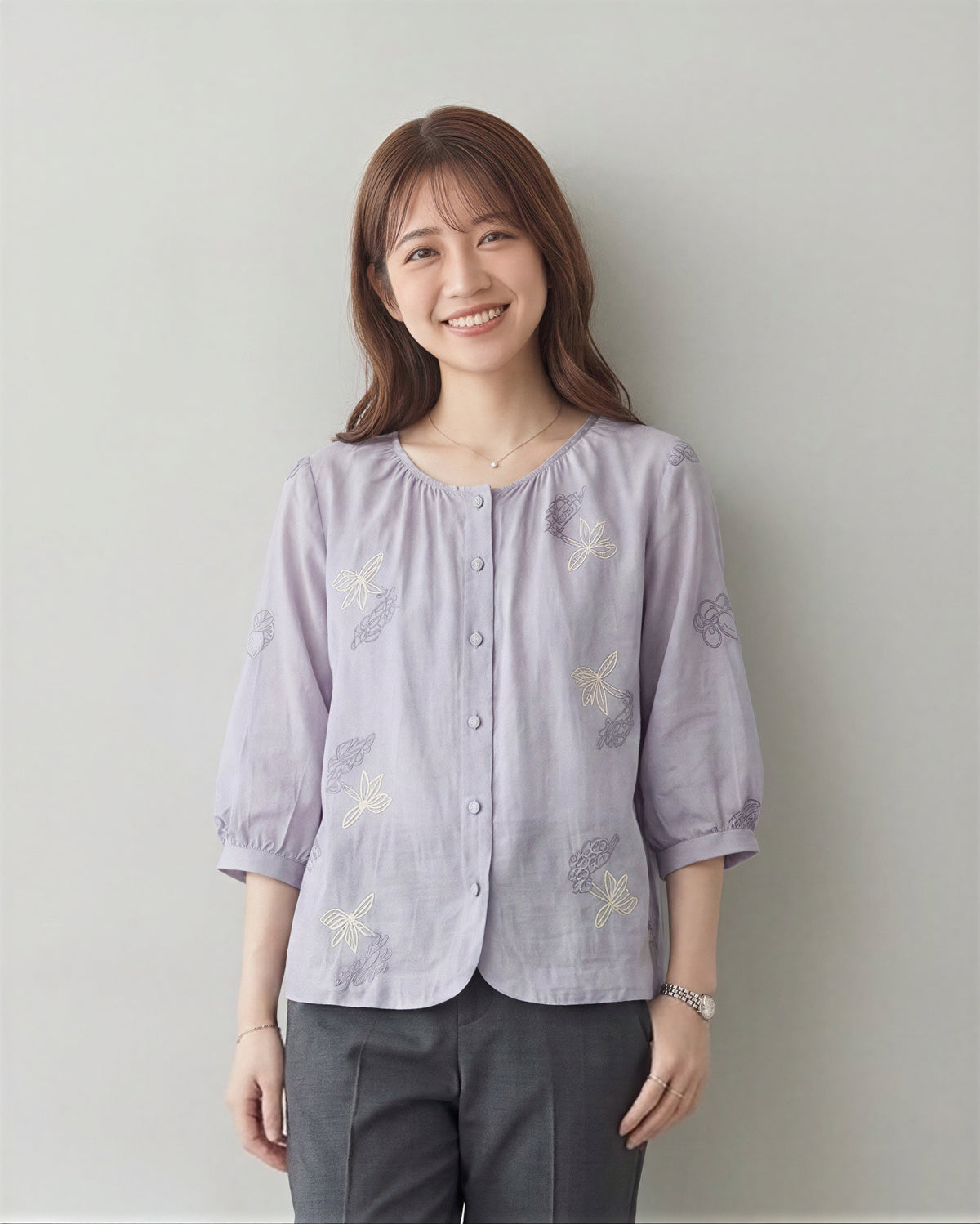 天然ラミー生地  | ラウンドネック 刺繍バルーンスリーブブラウス