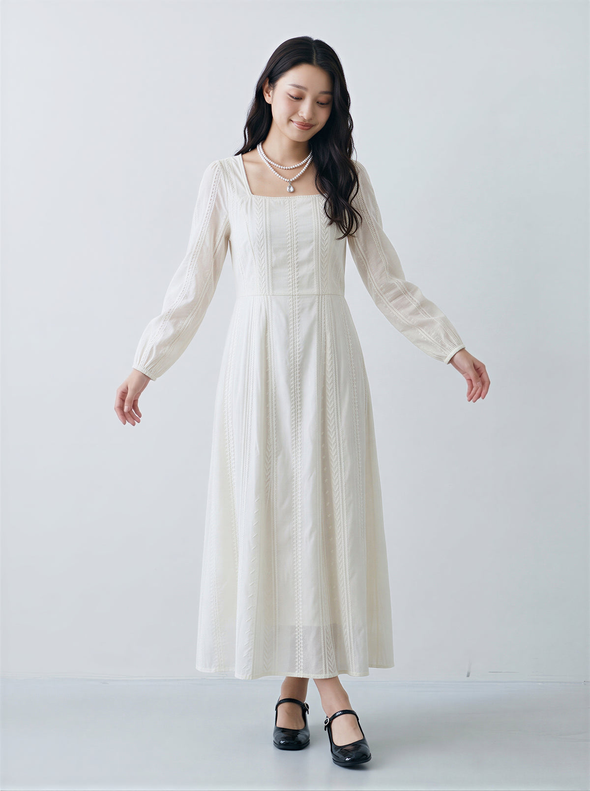 【秋新作】S~2XL  ホワイト ウエストマーク 軽やかレースワンピース
