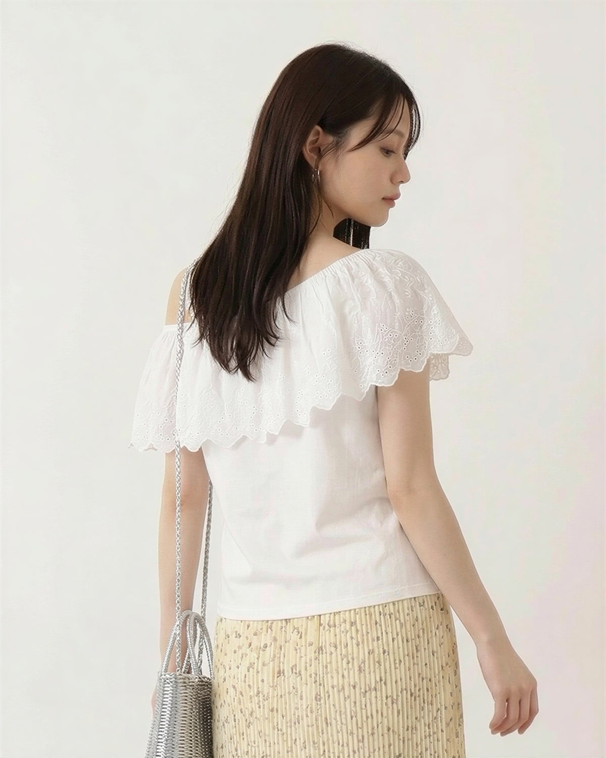 オフショルダー ワンショル風 フリル 半袖Tシャツ