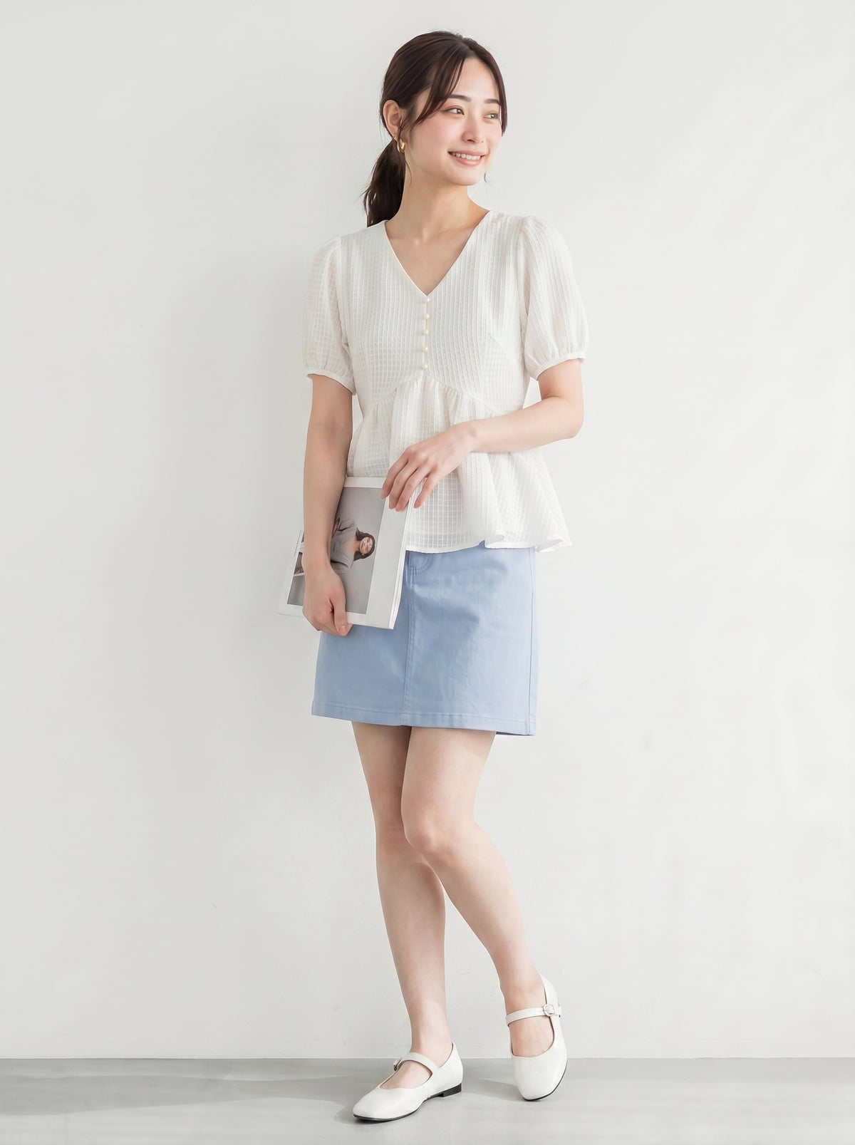 Vネック ウエストシェイプ パフスリーブ シフォンブラウス