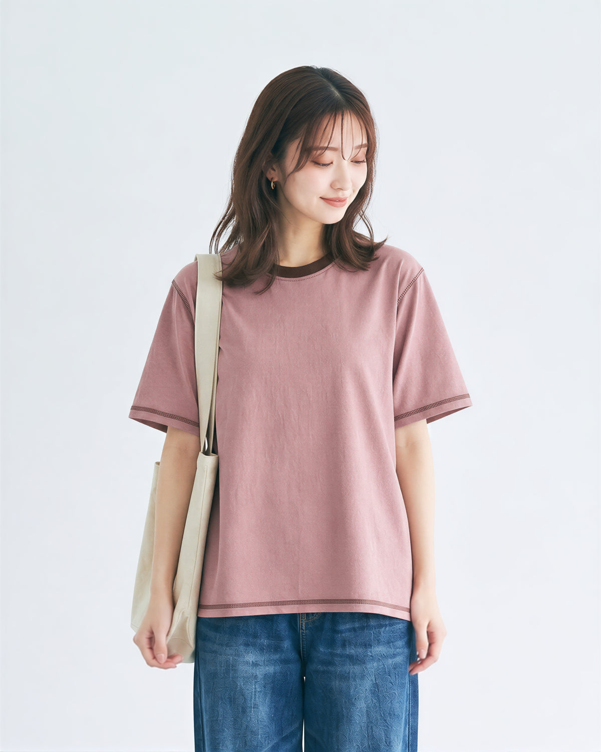 【全3色】ゆったりストレート 配色トリムTシャツ | 肌触り柔らかい