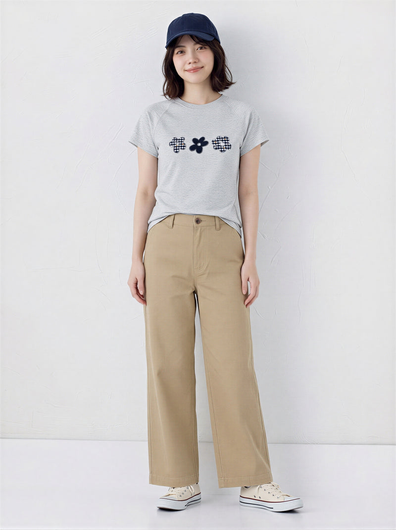 スリムフィット ラグランスリーブ フラワーアップリケTシャツ