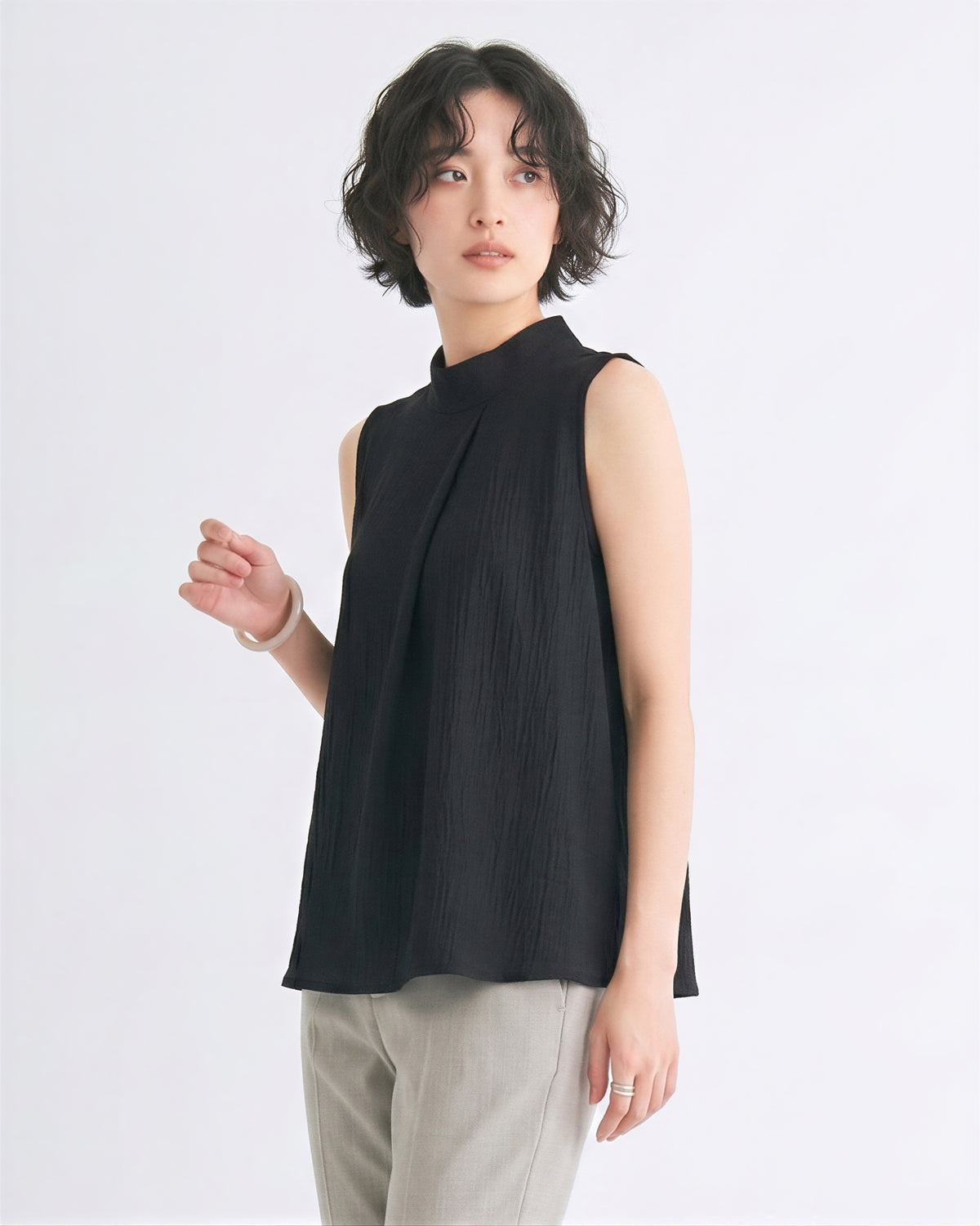スタンドカラー ゆったりAラインタンクトップ-ブラック-2XL