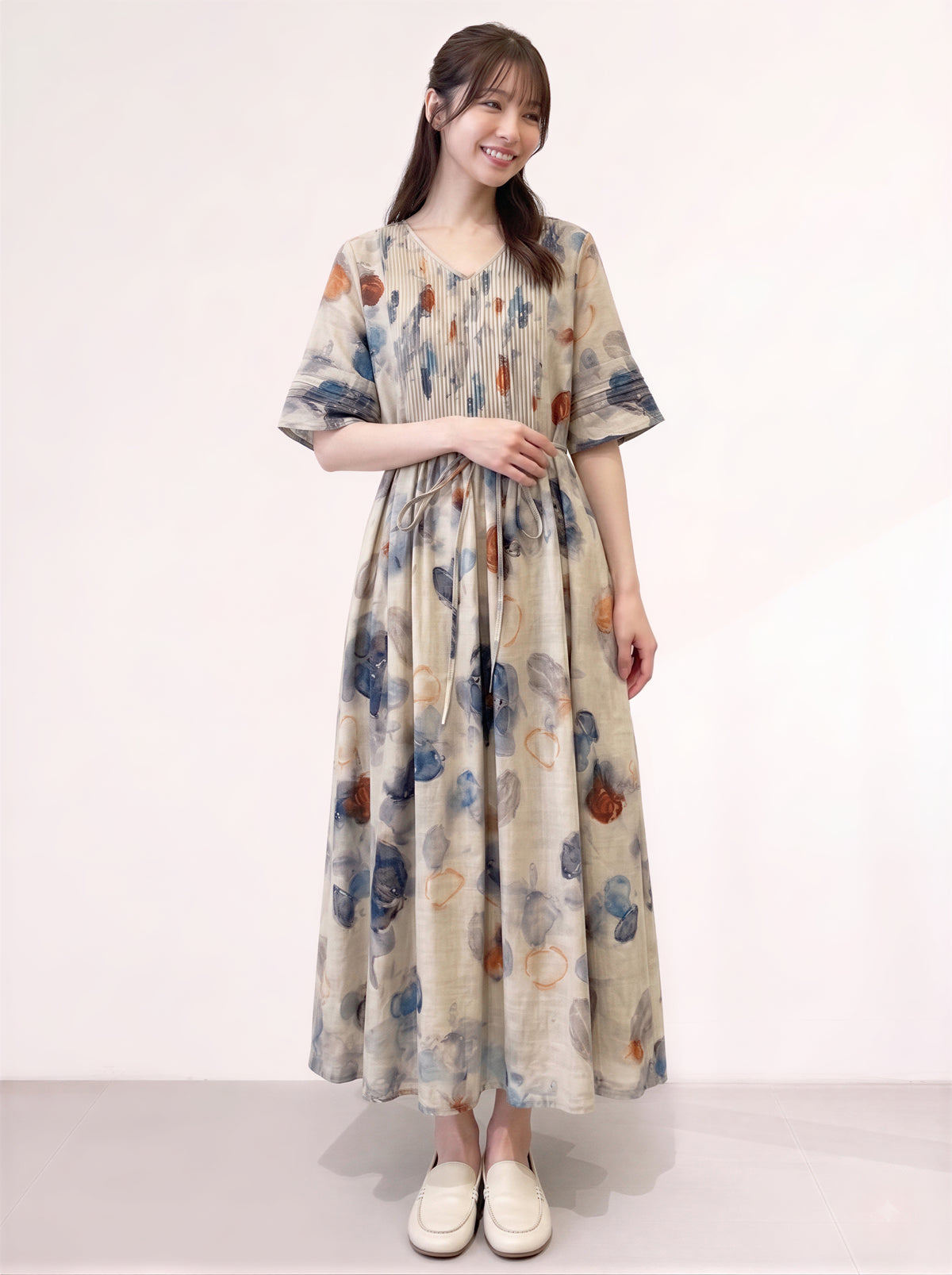 M~2XL ライトベージュ Vネック ウエストリボン 花柄ロングワンピース