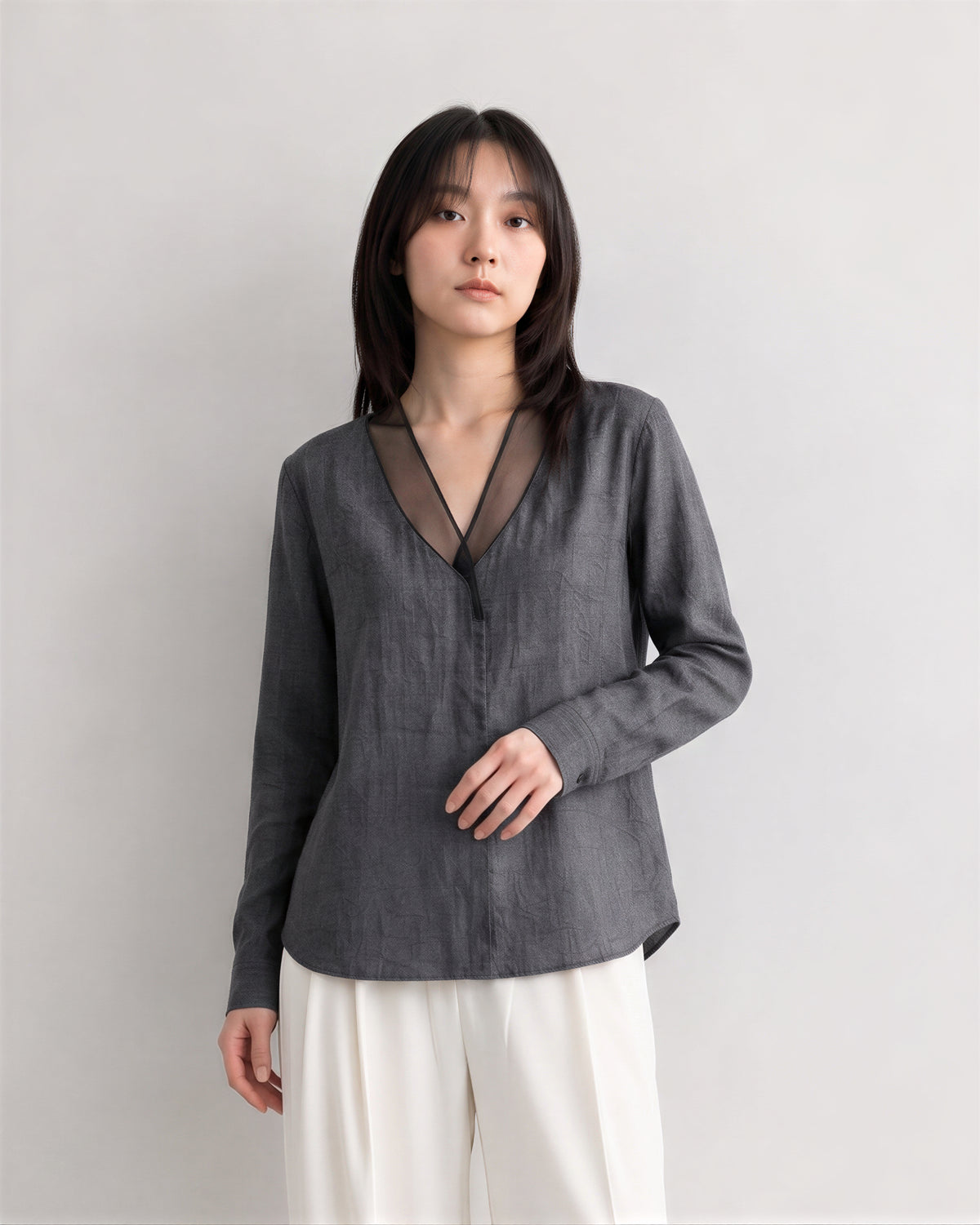 【秋新作】S~XL シアーメッシュ切り替えディープVブラウス