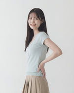 レースVネック スリムフィット 半袖Tシャツ