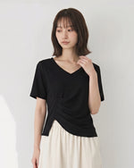 Vネック イレギャラーギャザーTシャツ