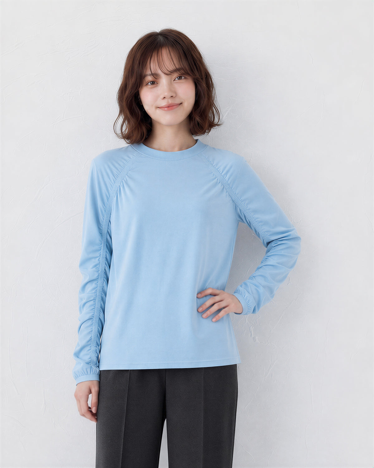 【秋新作】【全2色】ギャザー切り替えルーズ長袖Tシャツ