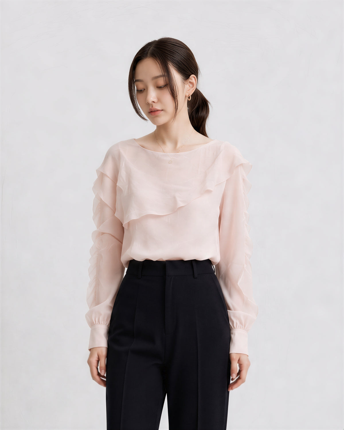 M~4XL ラッフルティアード ギャザースリーブブラウス
