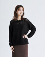 透かし編み切り替えクルーネックニット-ブラック-XL