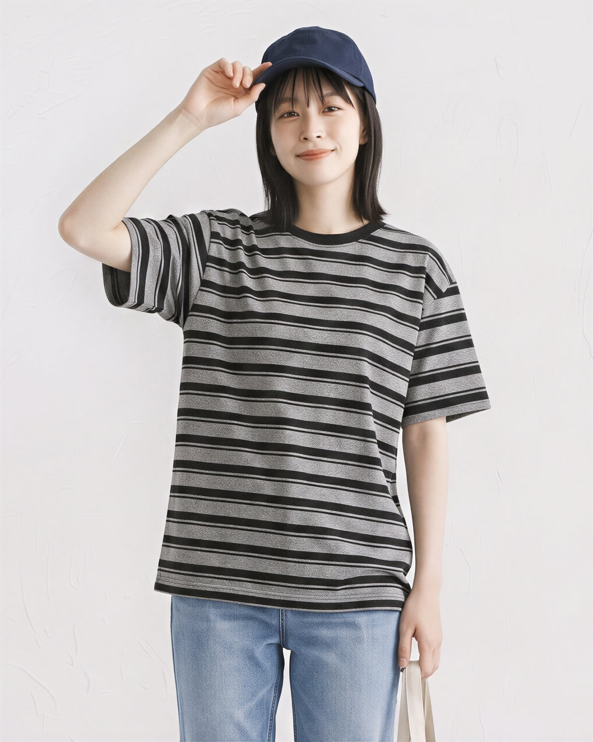 ブラックボーダー ルーズショルダーTシャツ