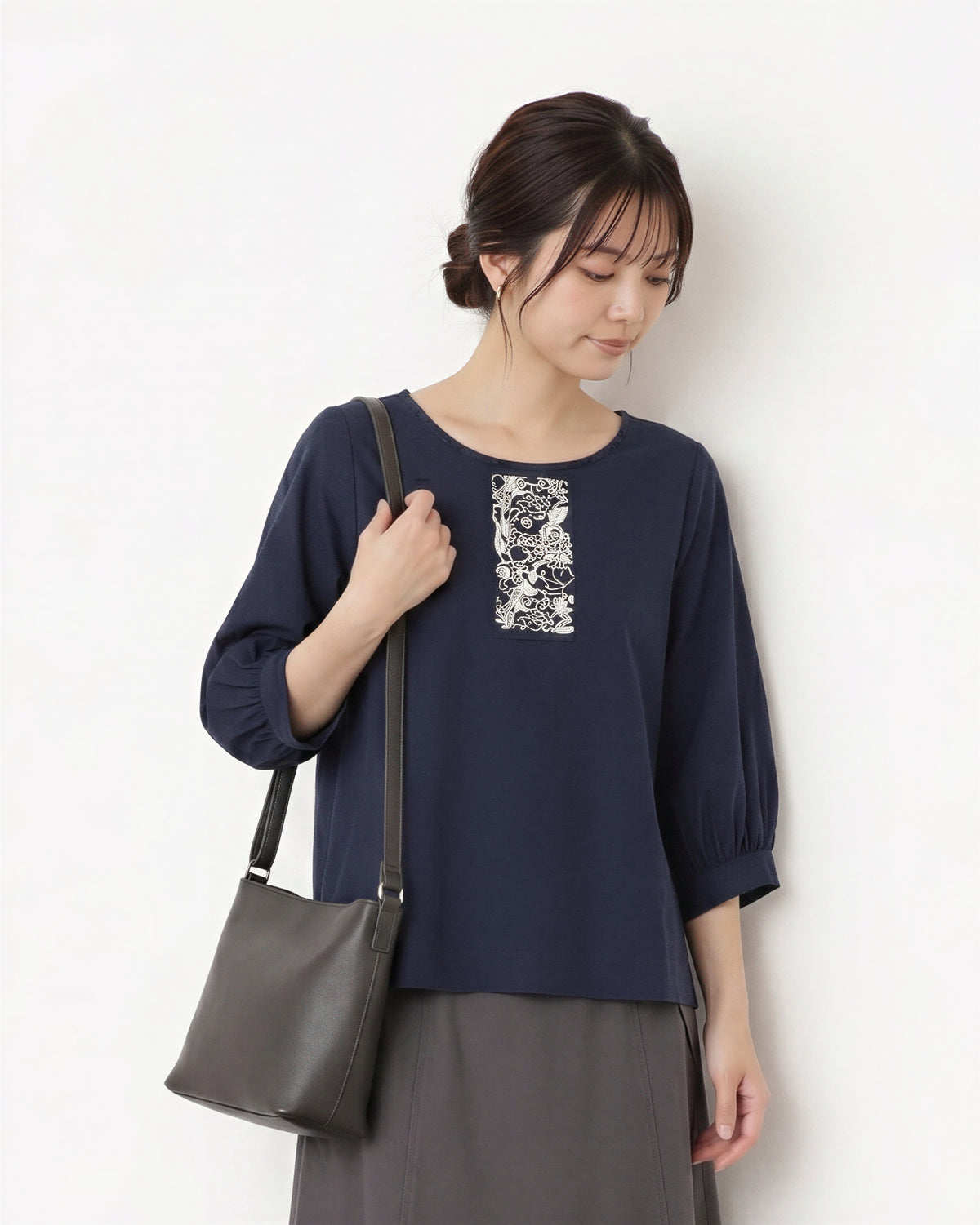 刺繍切り替えバルーンスリーブTシャツ