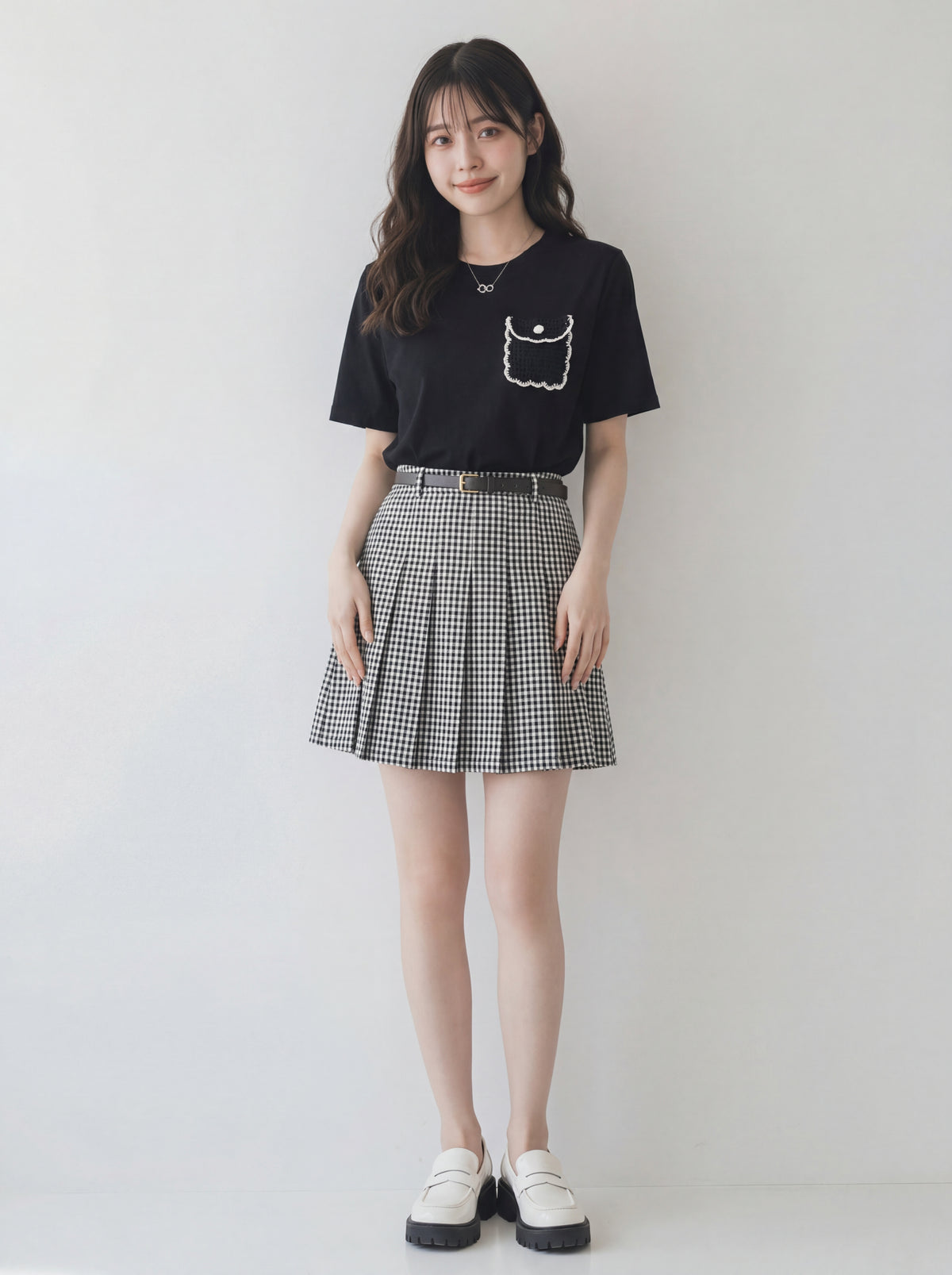 ブラック ゆったりドロップショルダー 立体ポケット刺繍 半袖Tシャツ