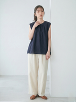 立体プリーツ クルーネック ノースリーブ ゆったりTシャツ