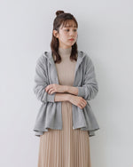 2色展開｜フード付きペプラムスウェットジャケット