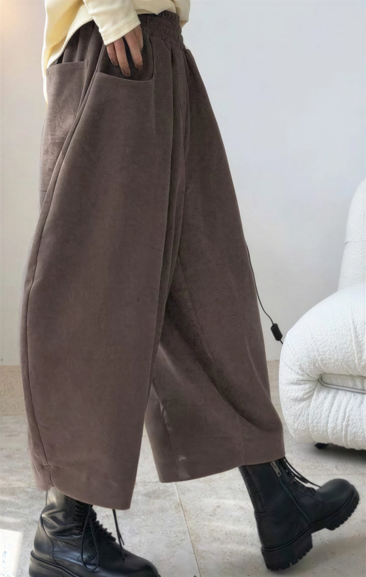 ゆったりカーブシルエット 立体サルエルパンツ-モカ-3XL