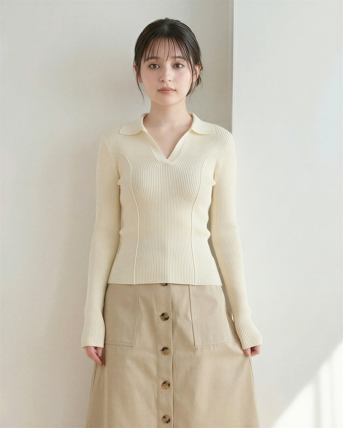 襟付きVネック リブ編み フィットニット