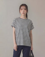 ゆったりドロップショルダー ボーダーTシャツ