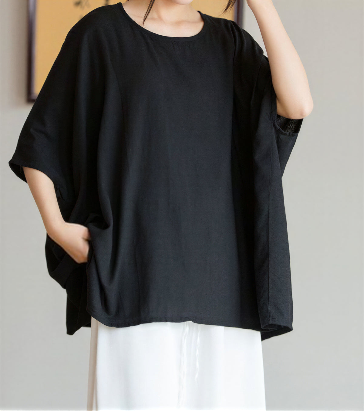 ラウンドネック ルーズ バットスリーブTシャツ