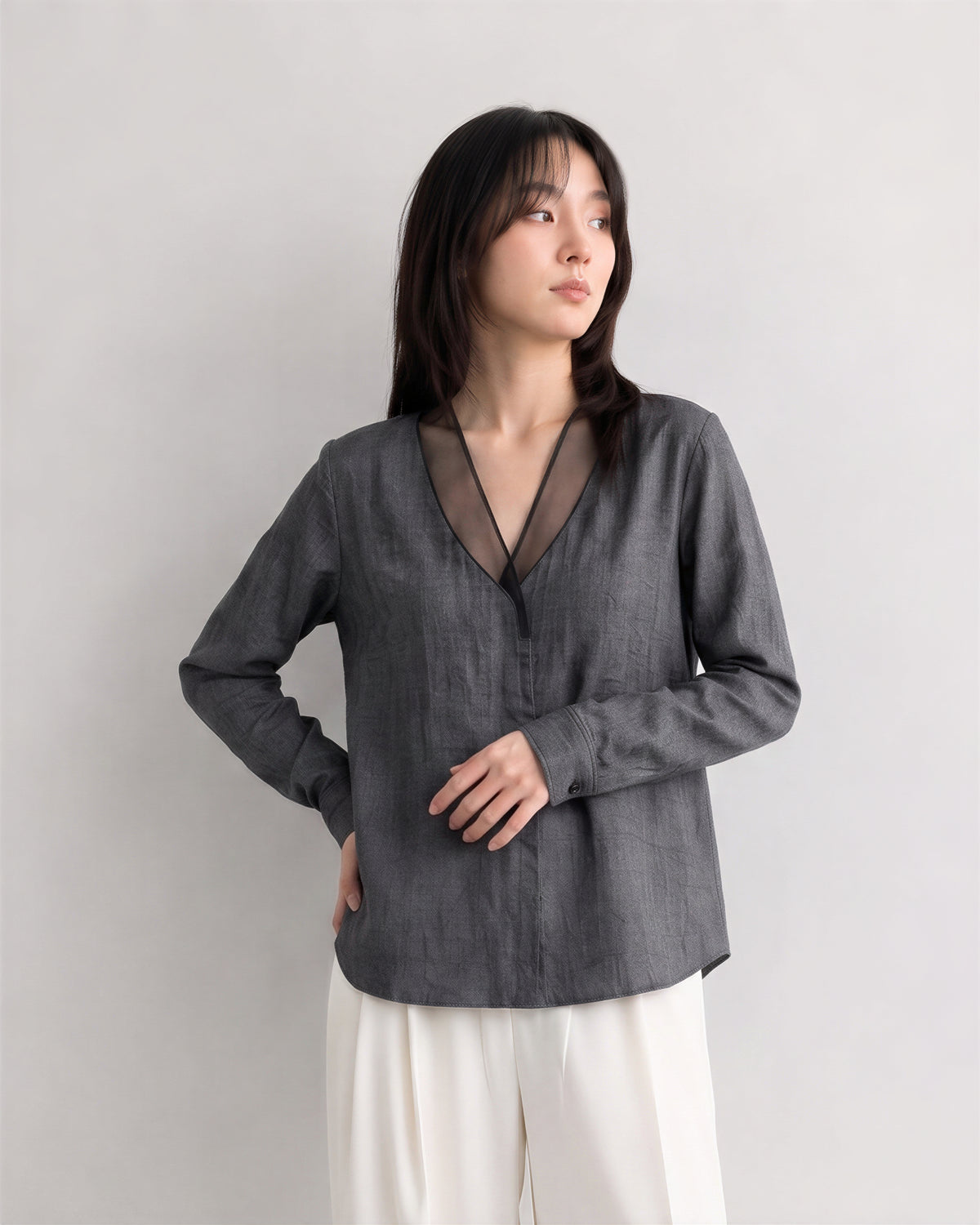 シアーメッシュ切り替えディープVブラウス-スモークグレー-XL