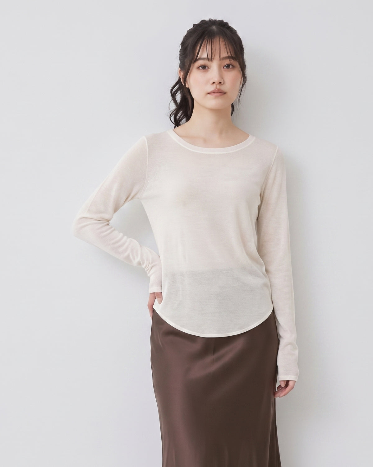 【秋新作】【全2色】S~2XL ラウンドネック スリムフィット インナー 長袖Tシャツ