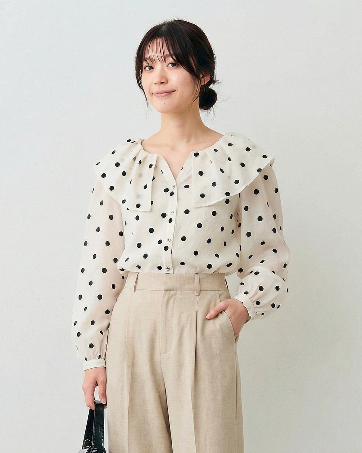ライトベージュ ドット柄 パフスリーブ リボン付き 長袖ブラウス-ライトベージュ-XL