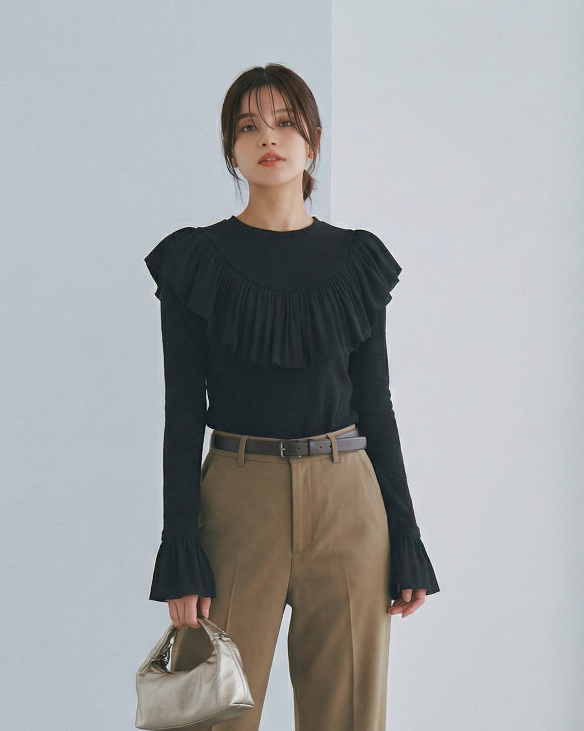 フリルデザイン パフショルダー スリムフィット 長袖Tシャツ-ブラック-XL