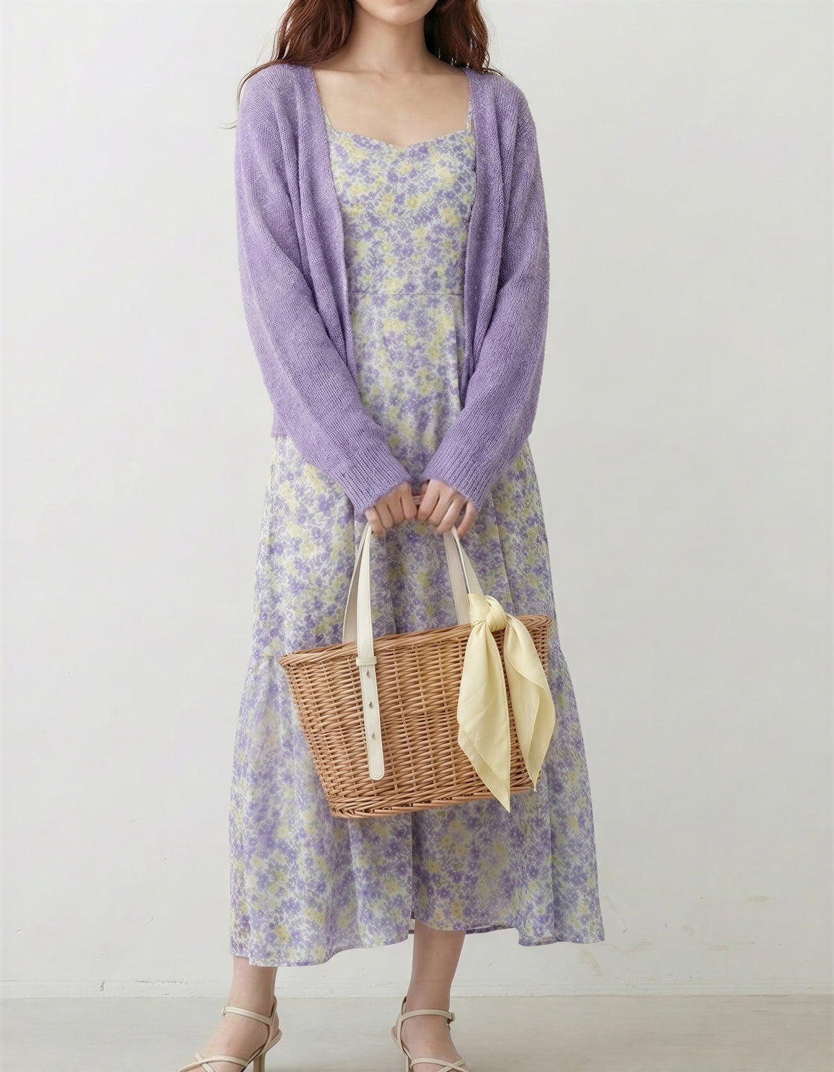 ラベンダー色 リラックスニットカーディガン×小花柄キャミワンピース 2点セット