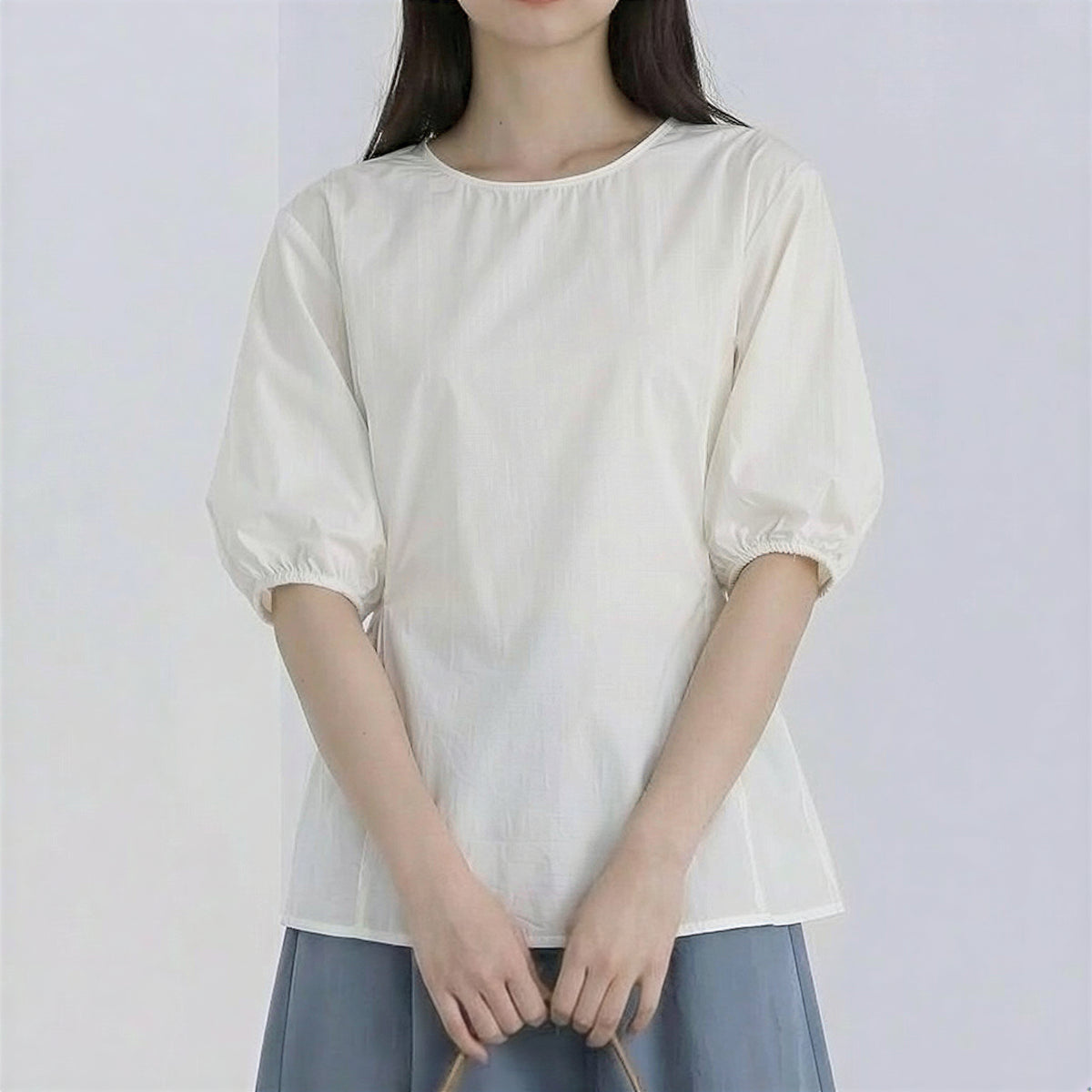 パフスリーブ ウエストシェイプ バックVスリットシャツ