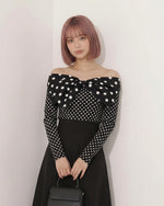 オフショルダー ビッグリボン ドット柄 スリムフィット シャツ