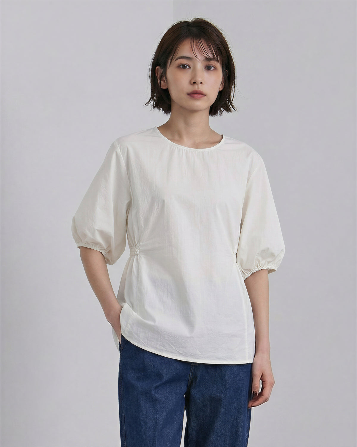パフスリーブ ウエストシェイプ バックVスリットシャツ