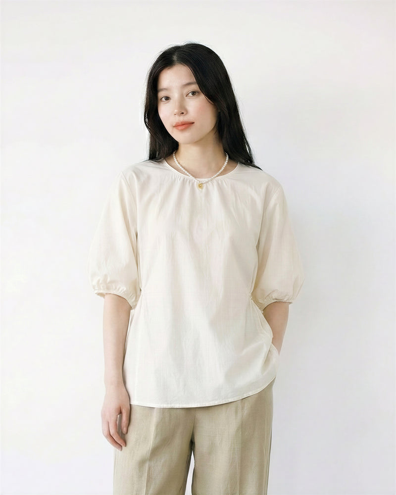 パフスリーブ ウエストシェイプ バックVスリットシャツ